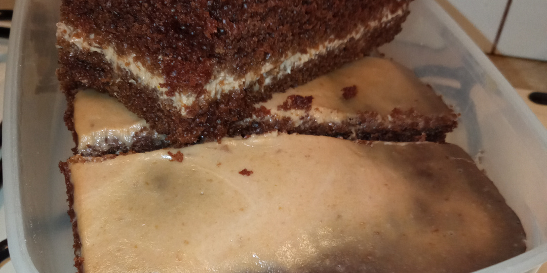 Простой домашний тортик. Бисквит на кипятке.