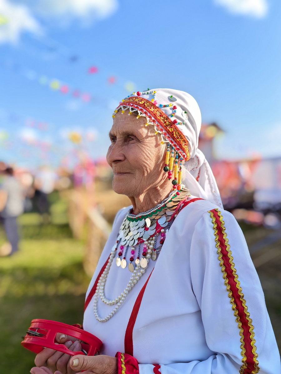 Современные наряды чувашек