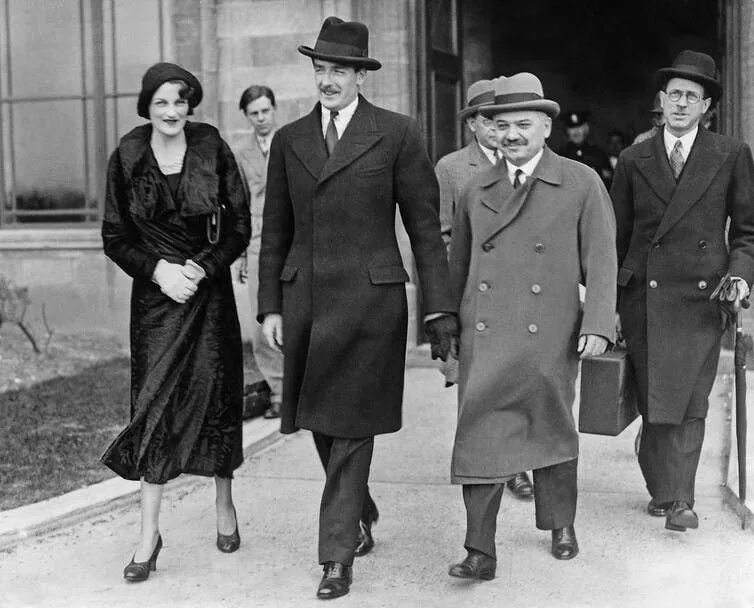 Министр Великобритании Иден(в центре), 1935 год. фото из ria.ru