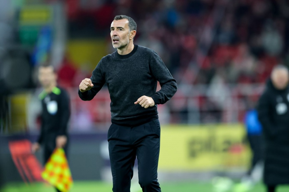 Хуан Карседо еще только привыкает к порядкам в РПЛ)...