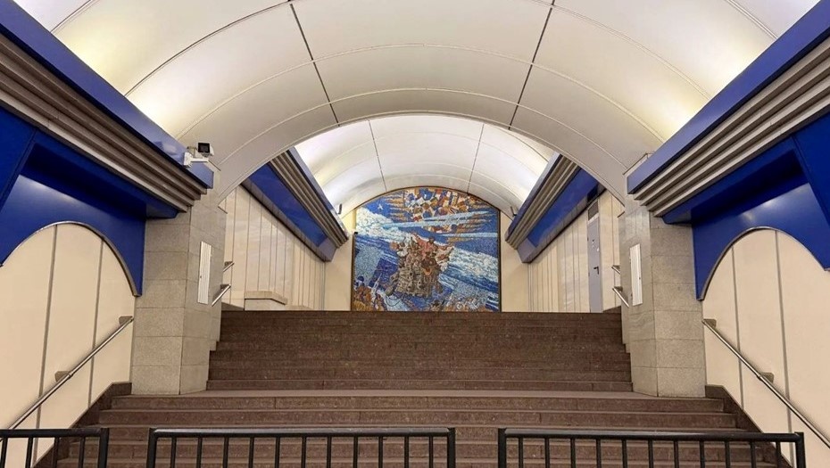    Неиспользуемый выход на станции метро "Комендантский проспект" пригодится в будущем Автор фото: "Подземник"