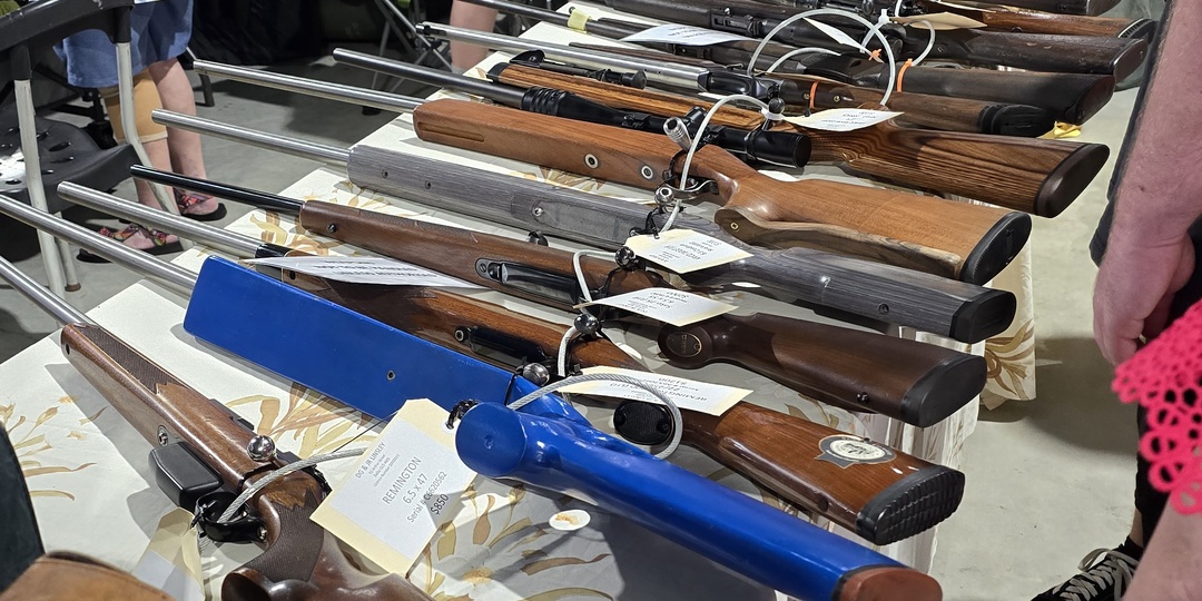 Оружейный базарчик в Брисбене