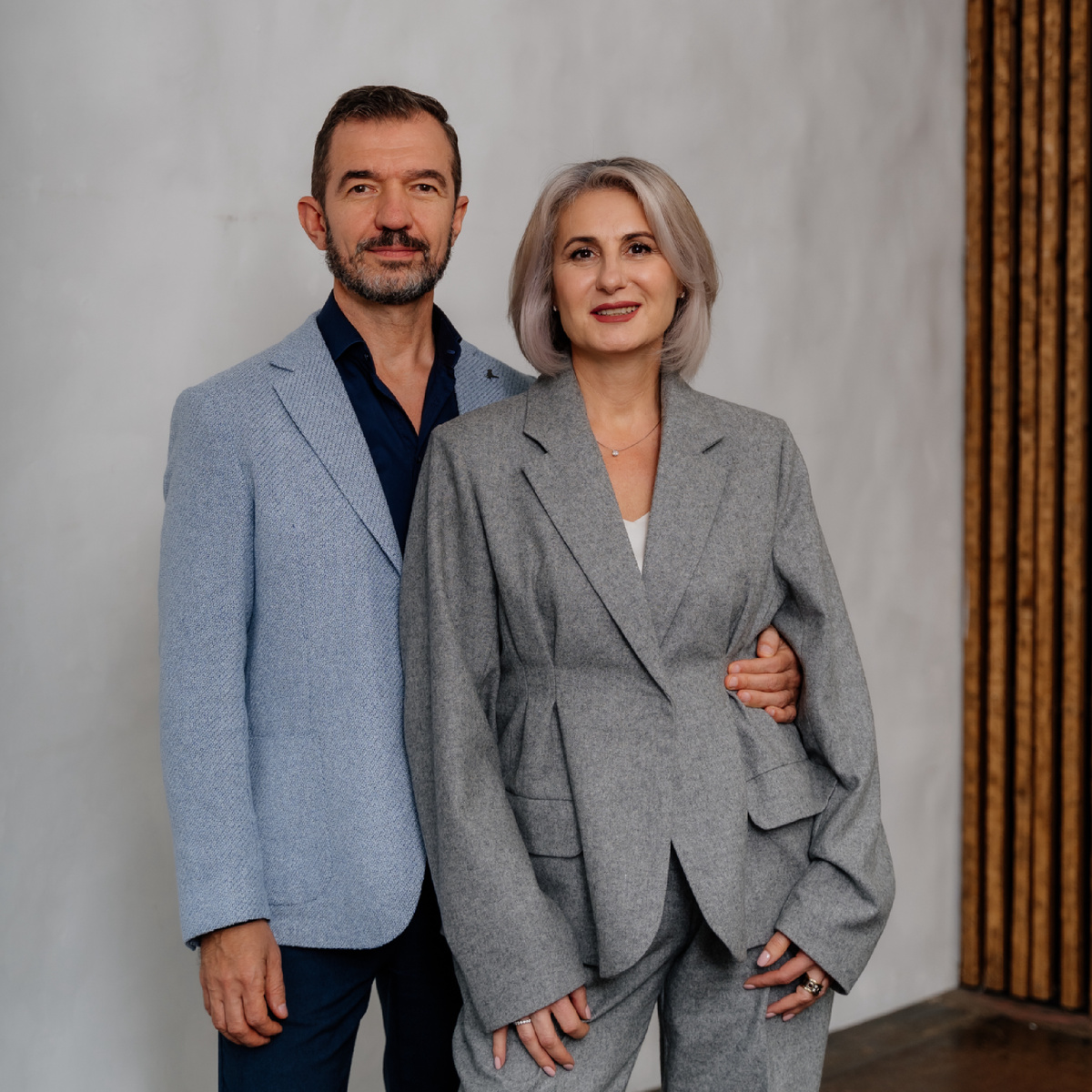 Станислав Сидоров и Хестанова Тамара — авторы и преподаватели курса «Практическая акупунктура» со стажем более 27 лет в лечении иглами.