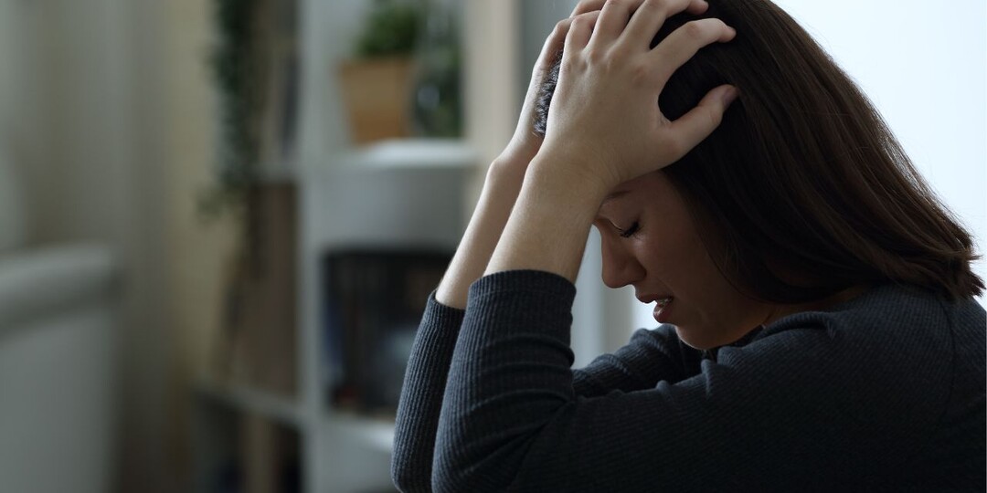 – Я подал на развод. Тебе уже 45, до пенсии всего ничего осталось, – заявил муж