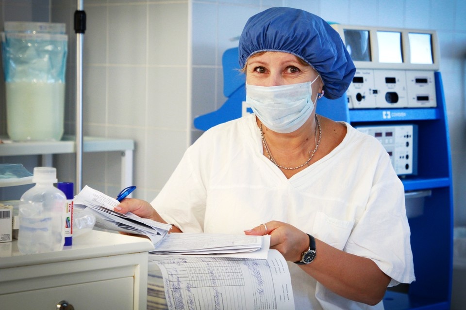    Эксперт считает, что "введение единой, дифференцированной медицинской одежды для всего персонала — важное стратегическое решение" Юлия ПЫХАЛОВА