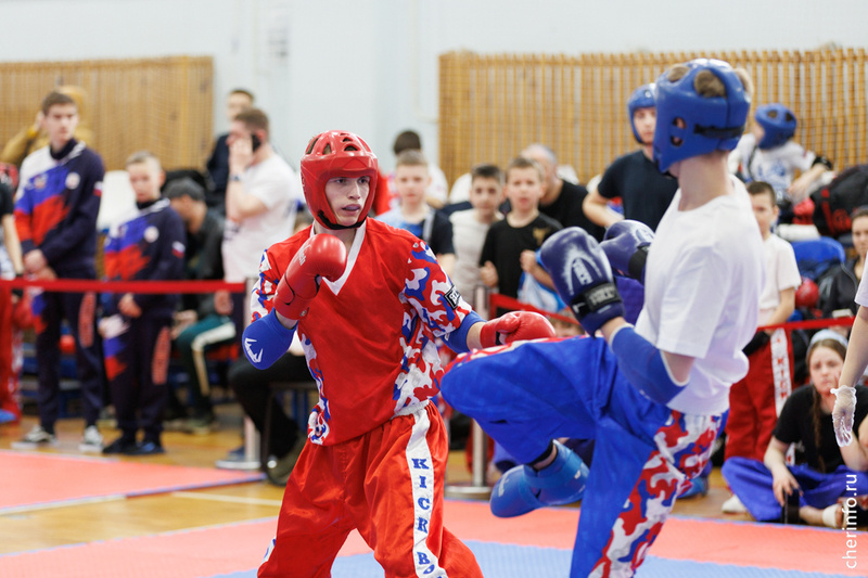    Соревнования начались сегодня в Центре боевых искусств на улице Труда.