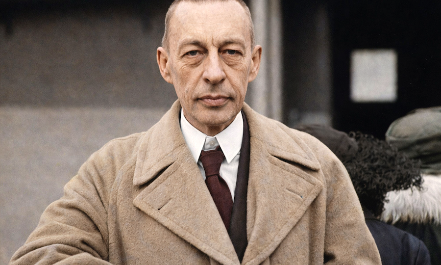 Провал «Симфонии №1», тайное посвящение, эмиграция и помощь друзьям: Сергей Рахманинов