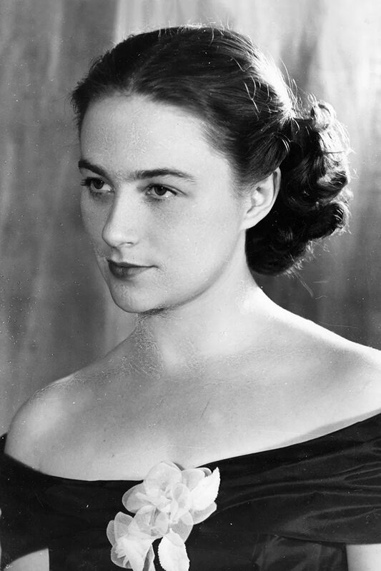 Мира Редина в  фильме "Балерина"