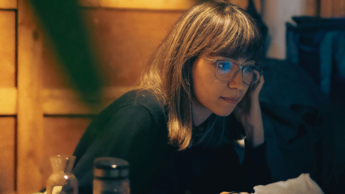 Иногда человек впервые замечает, что привычный способ жить больше не двигает жизнь дальше