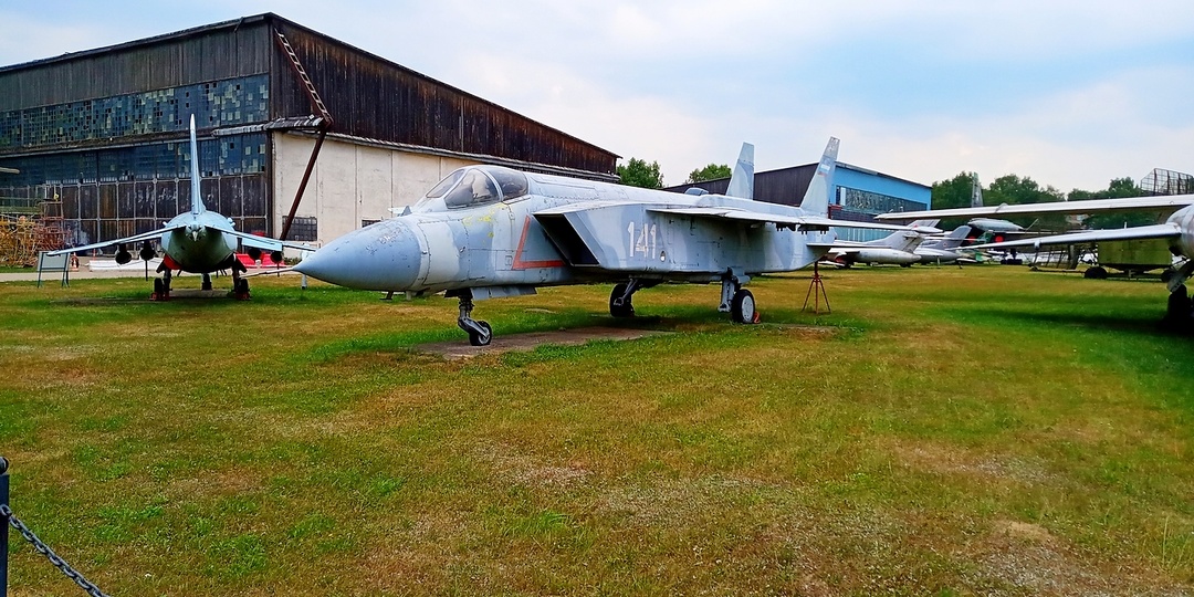 Центральный музей Военно-воздушных сил - Як-141