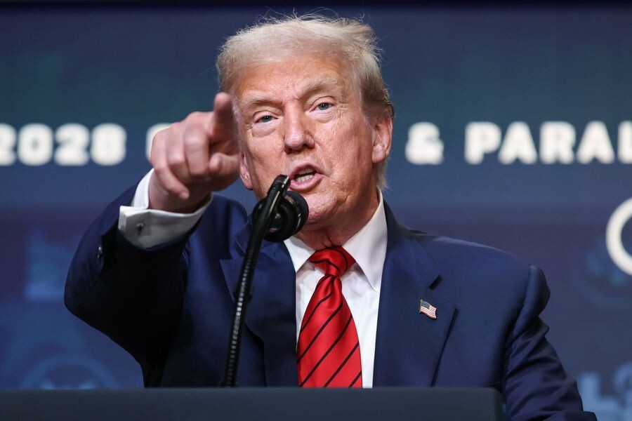    Президент США Дональд Трамп / Источник: © SAMUEL CORUM/POOL/EPA/ТАСС