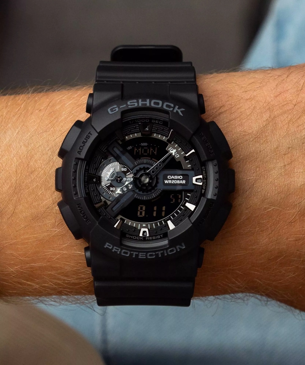 Часы GA-110-1B входят в серию G-Shock GA-110 — одну из самых узнаваемых и популярных линеек Casio G-Shock