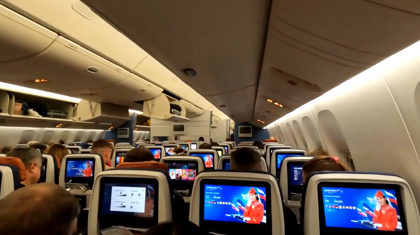 Как за 8 часов в самолёте не превратиться в развалину