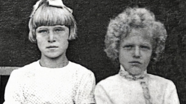Римма и Леонид Марковы в детстве