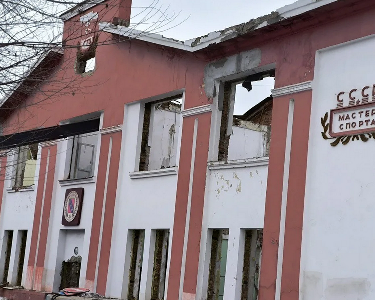     В Курске реконструкцию спорткомплекса «Спартак» планируют завершить к концу года