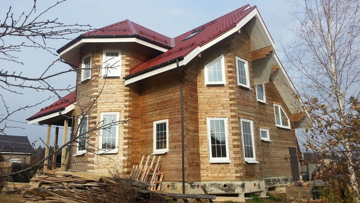 Обшивка дома сайдингом