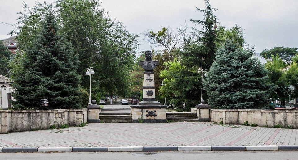    REGIONS/Роман Малышенко