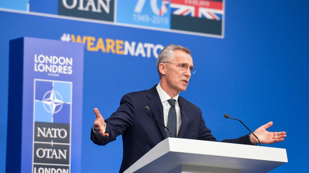     Йенс Столтенберг   
nato.int