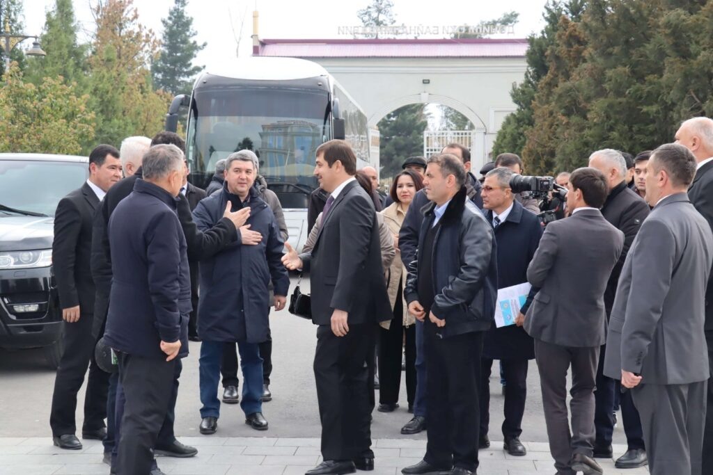 ФОТО: Университет международного туризма и предпринимательства Таджикистана