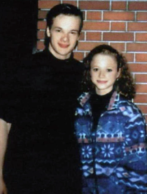    На льду они казались идеальной парой, но за кулисами скрывалась жестокость.