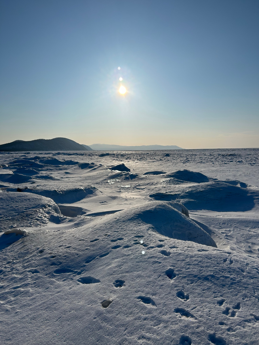 Байкал под снегом. Фото автора. 