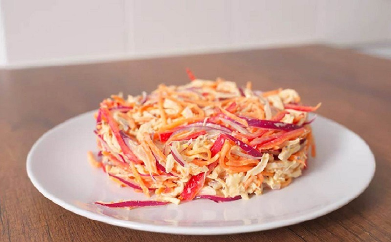 Куриный корейский салат: сочное блюдо без майонеза, которое хочется повторять снова и снова