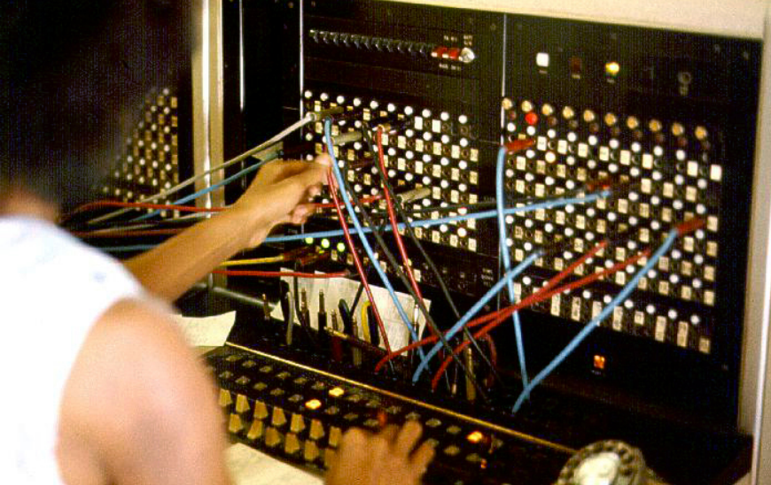 «Барышня, соедините меня с Москвой»