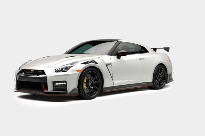 Nissan GT-R NISMO разгонялся до 100 км/час за 2,6 секунды. Фото: autopremiumgroup.ru
