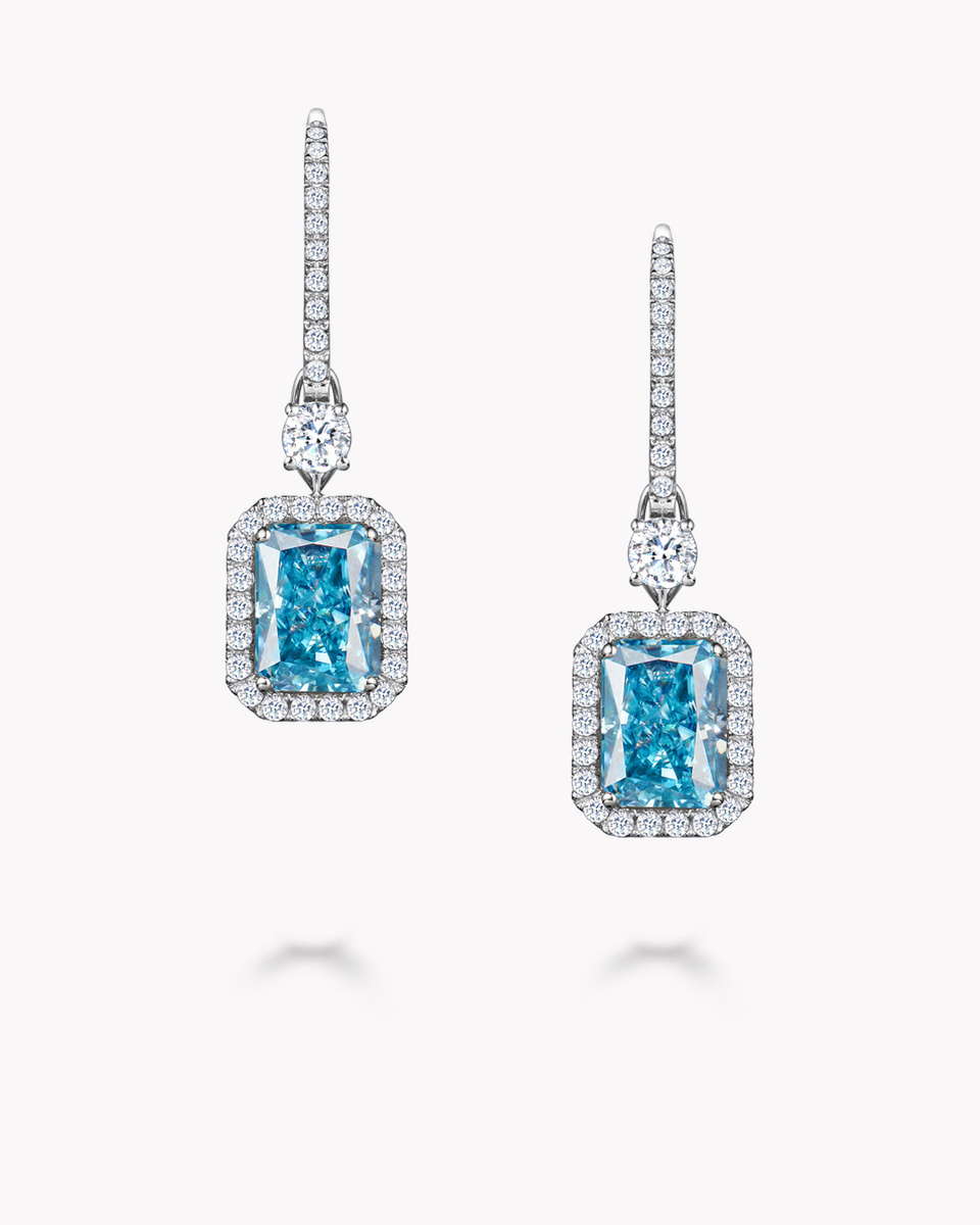 Серьги с голубыми радиантами Fancy Blue