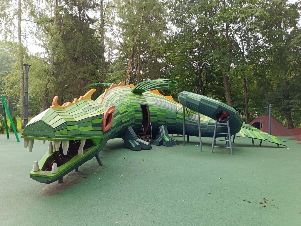 В Рододендрон парке самое популярное - вовсе не рододендроны. А вот этот зверь. Возможно он питается рододендронами?