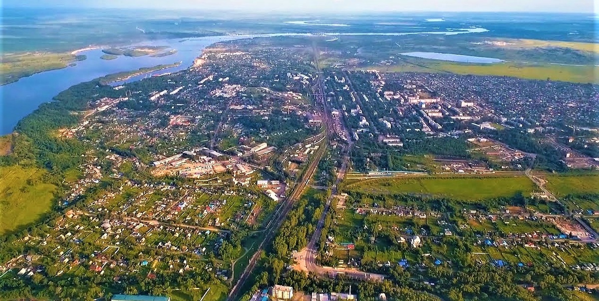 1. Вид с самолёта на город Свободный