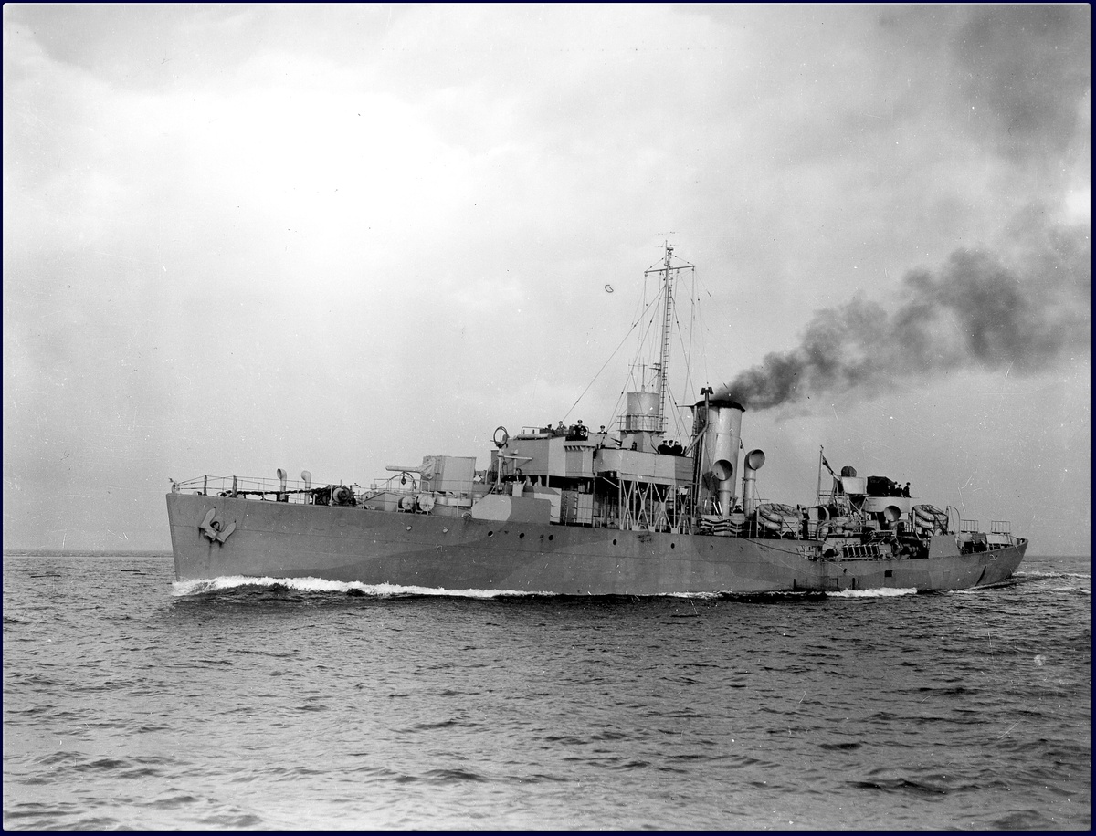 HMCS Sudbury, ориентировочно 1944-ый год