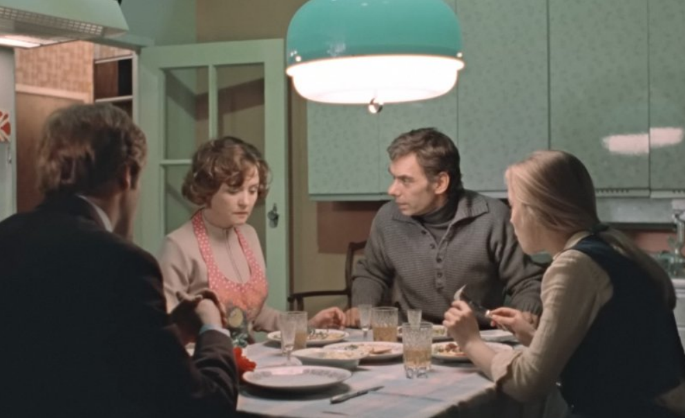 «Москва слезам не верит» (1979)