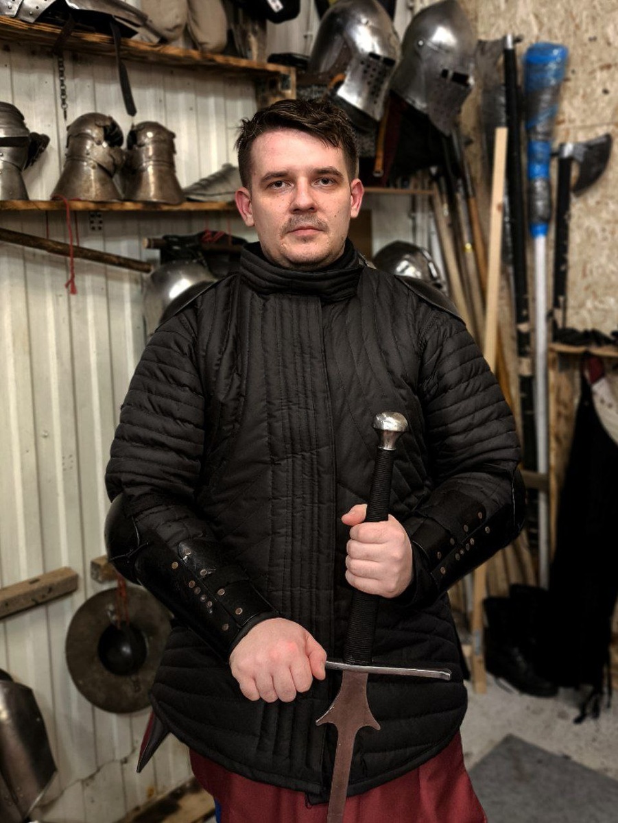    К финалу эксперимента удалось немного освоить искусство фехтования Егор КОВАЛЕВ