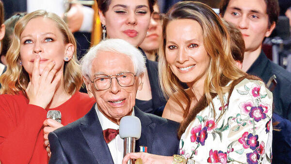 Век Александра Зацепина