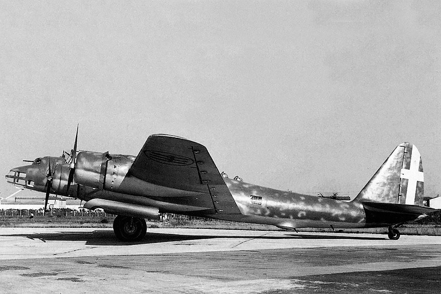    Piaggio P.108, Фото: sconosciuto, wikipedia.org