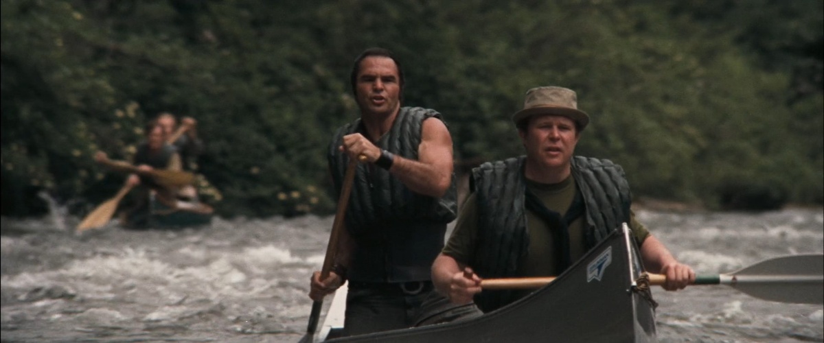 Студия не хотела сильно вкладываться в такой рискованный проект, отчего съёмки проходили в условиях малого бюджета, без страховки и без дублёров.  