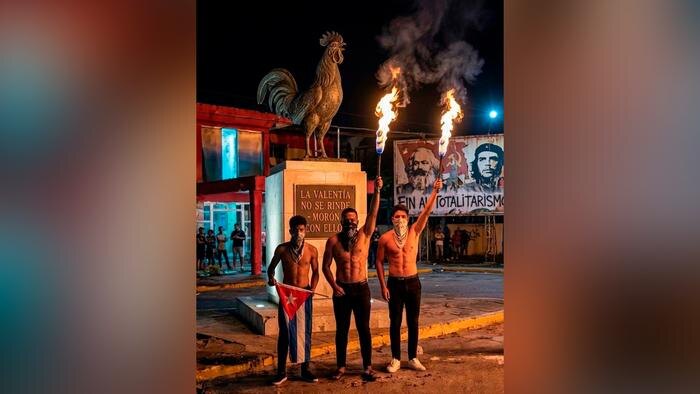 Обложка © Х / cristiancrespoj