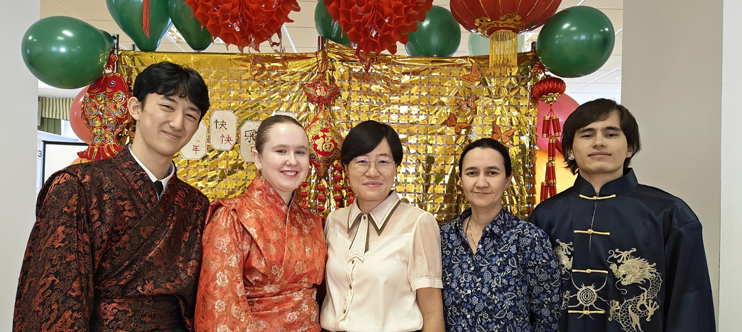 Ярко-красный Новый год