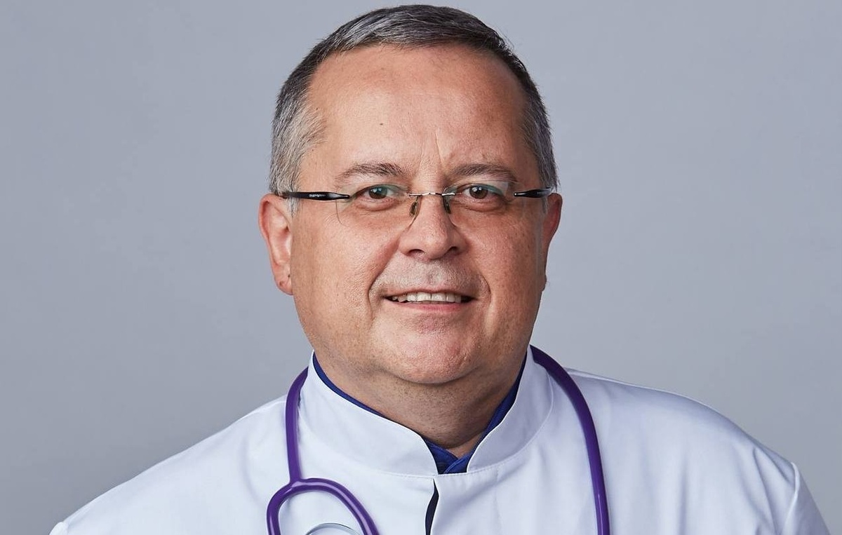    Вице-президент Общества врачей России и председатель Партии пенсионеров Эрик Праздников  Пресс-служба Партии пенсионеров