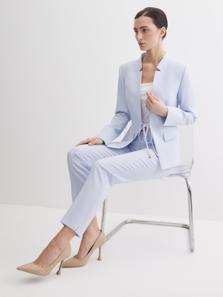 Пиджак: 11 990 руб. Модель: 031239-24 Артикул ткани: СВ285
Состав: 50% вискоза, 47% полиэстер, 3% лайкра Подкладка: 100% вискоза
⠀
Брюки: 5 990 руб. Модель: 7940101Р Артикул ткани: СВ285
Состав: 50% вискоза, 47% полиэстер, 3% лайкра