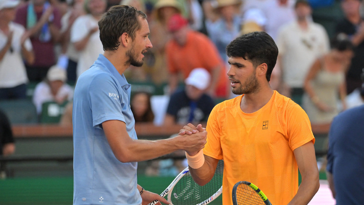    Даниил Медведев и Карлос Алькарас.Imagn Images USA Today Sports