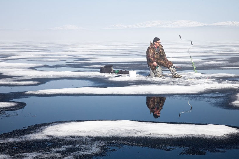 Рыбак на льду