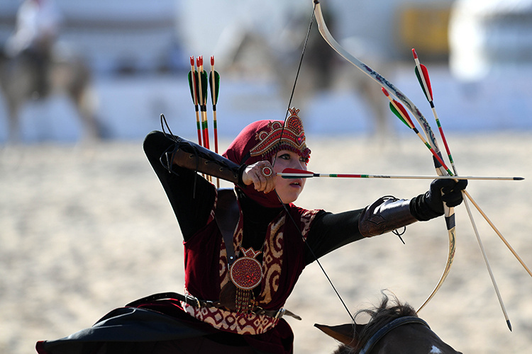    В этом году Казань может получить право на «Игры кочевников» — это с большим отрывом самый необычный международный турнир, который столица РТ когда-либо принимала.   
Фото: © Sha Dati/XinHua / www.globallookpress.com