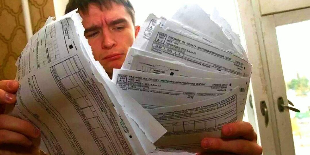 Старые долги за коммуналку взыскивать уже нельзя - такую позицию подтвердил Верховный суд