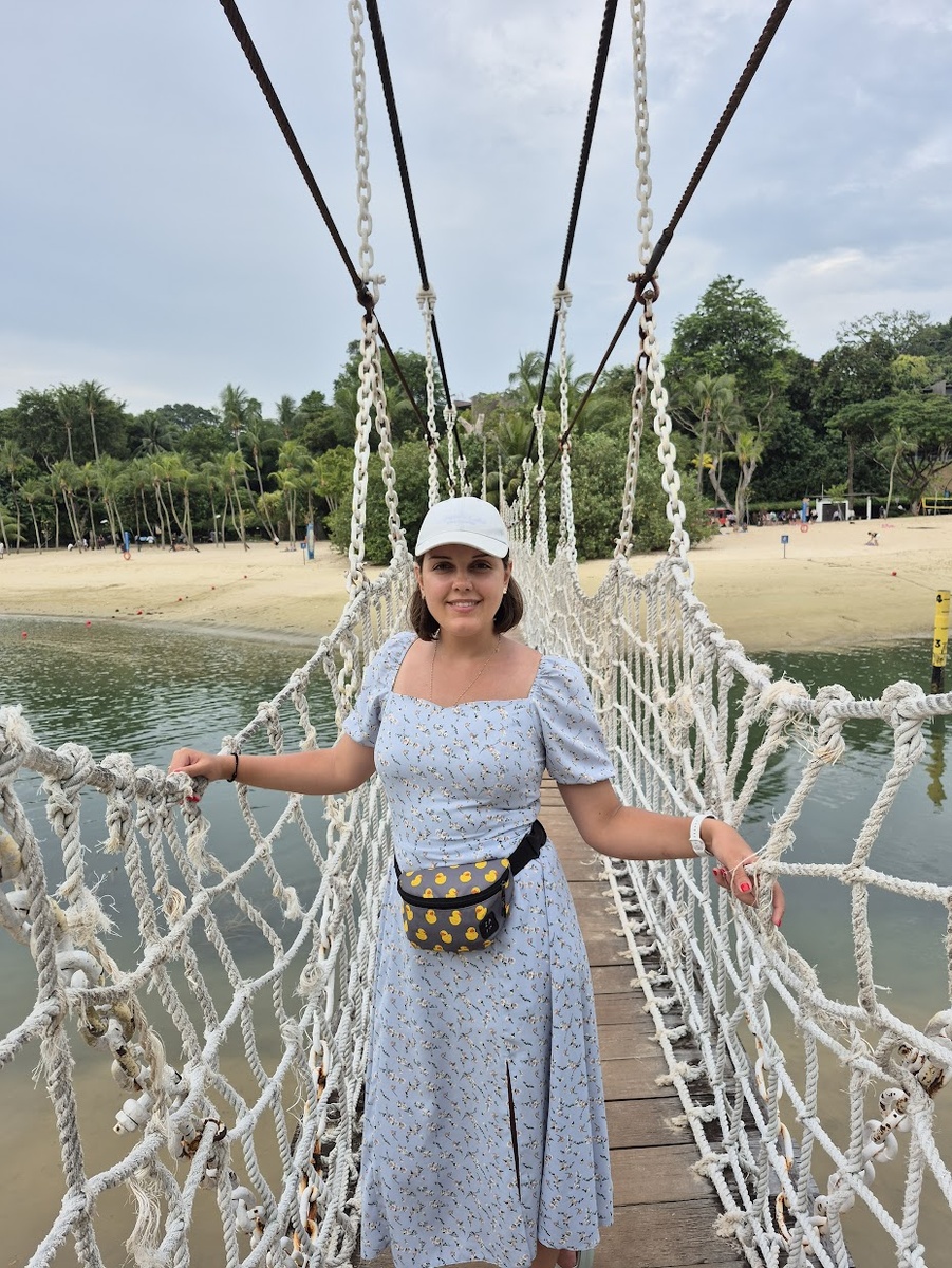 Остров, расположенный рядом с Сентоза