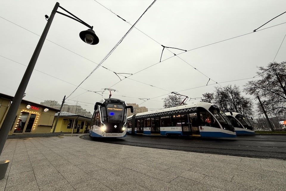    При столкновении трамваев на Волоколамском шоссе в Москве пострадали 7 человек Андрей АБРАМОВ