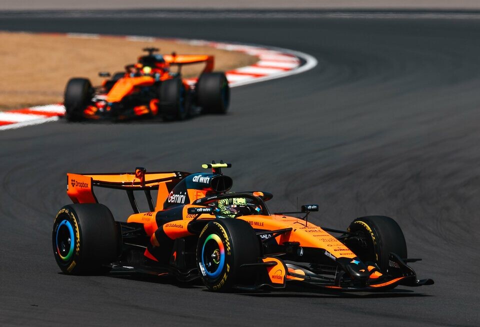    McLaren не вышла на старт гонки Формулы 1 в Китае. Заявление командыMcLaren