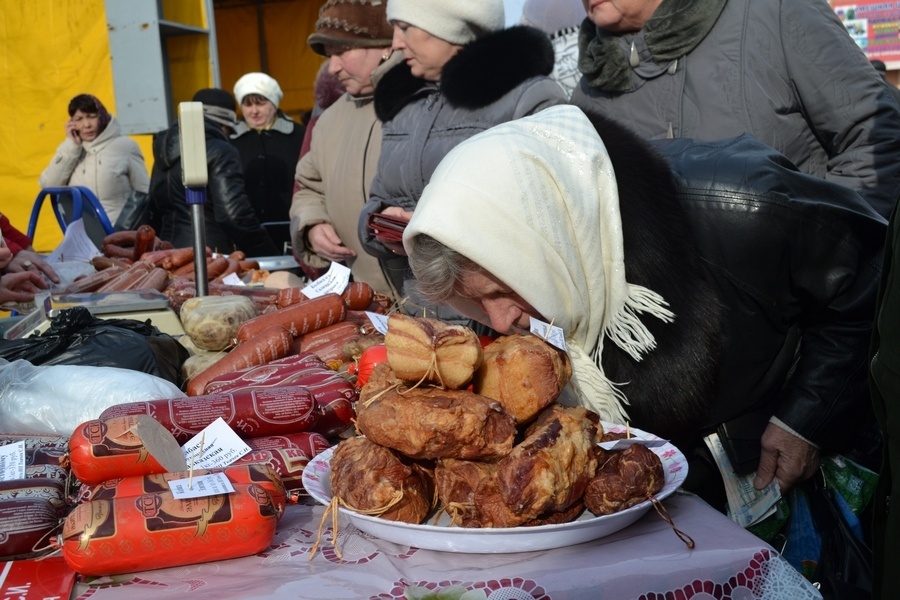 Хоть понюхать вкусняшки , когда не хватает пенсии на это правильное здоровое питание!