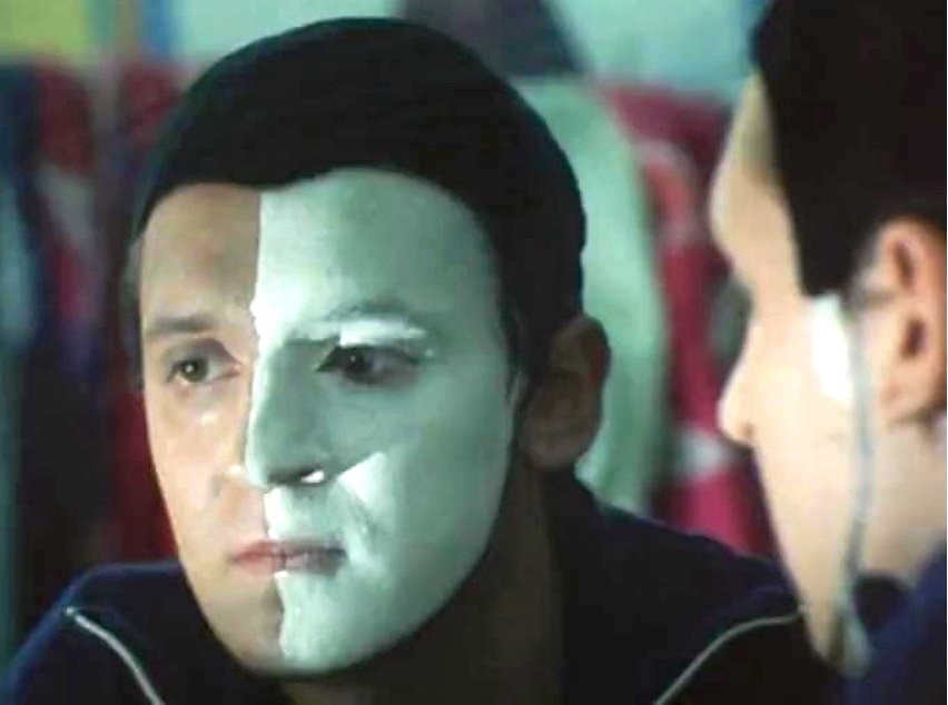 Скриншот автора. Фильм "Под куполом цирка"(1989).